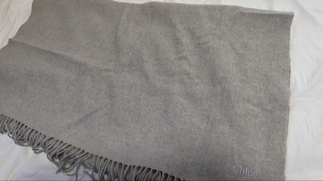 クロエ 洗えるカシミヤ大判ストール グレー