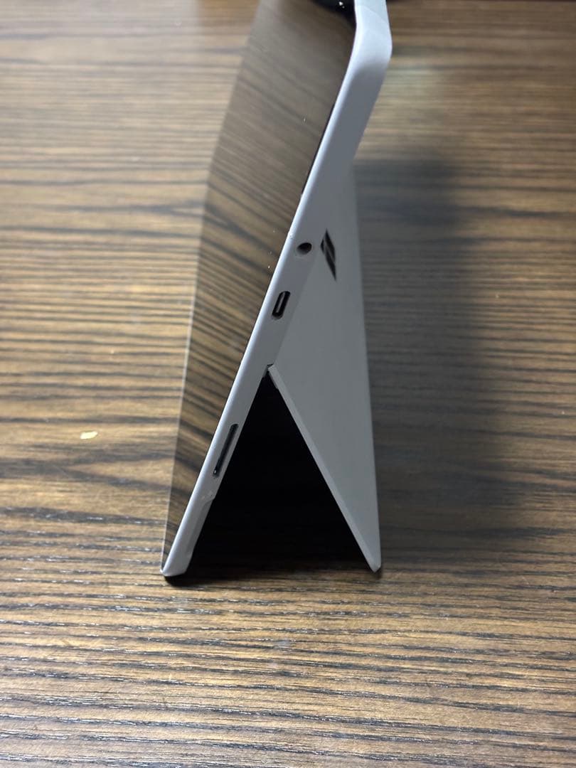 よ*き様 Microsoft surface Go 4/64 GB ジャンク