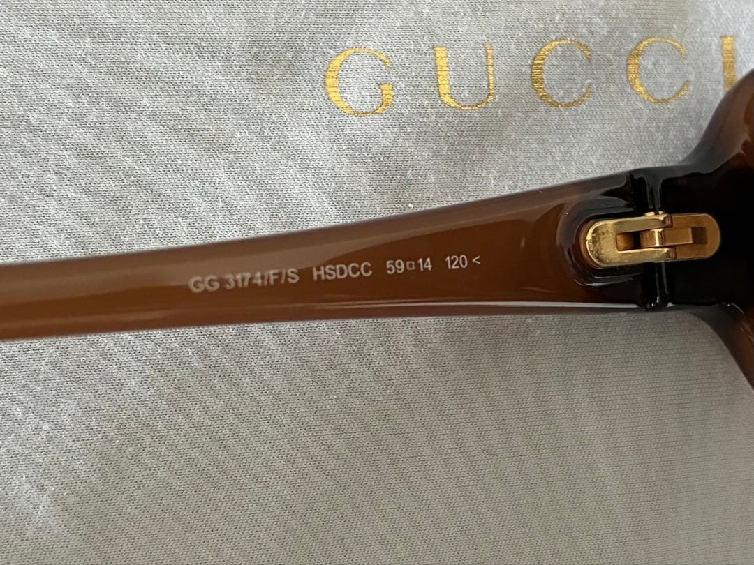 Gucci グッチ ブラウン サングラス GG3174