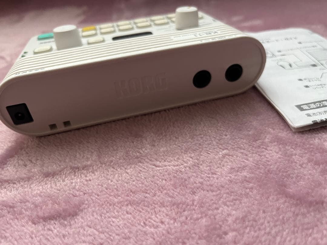 美品 KORG KR11 リズムマシーン　ドラム　スピーカー内蔵