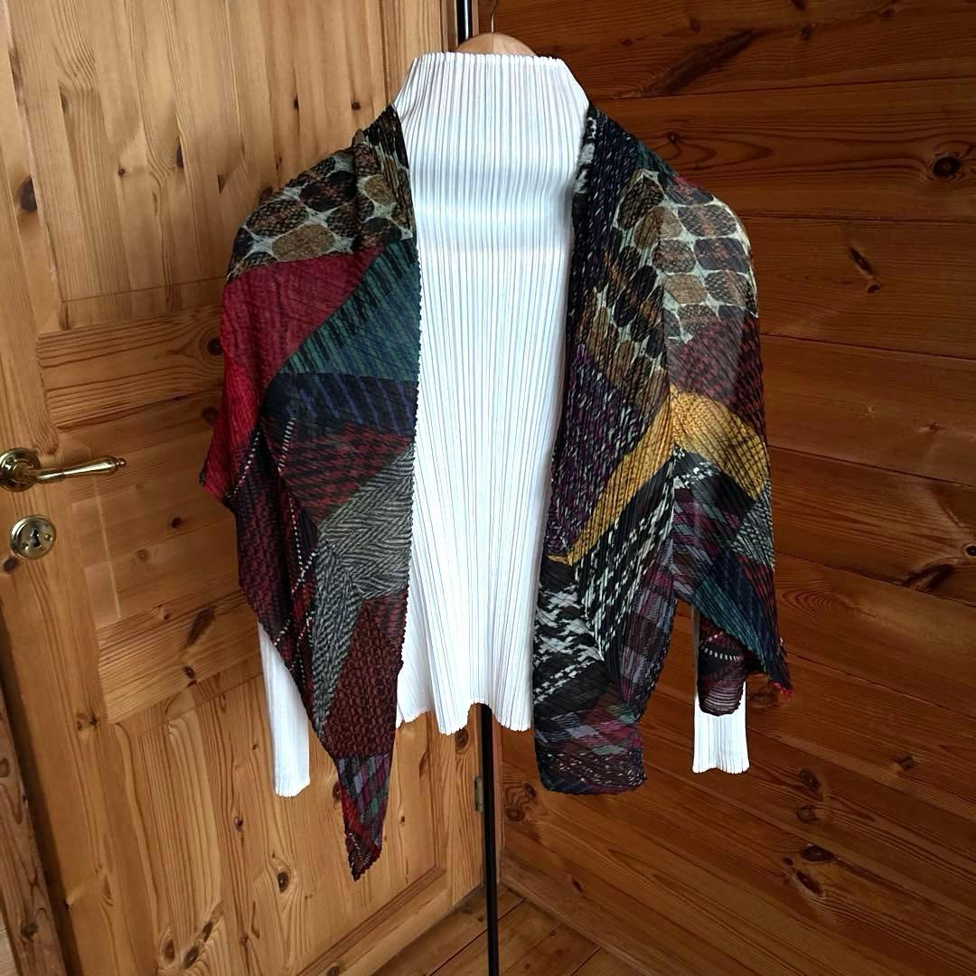極美品　PLEATS PLEASE パッチワーク柄ストール