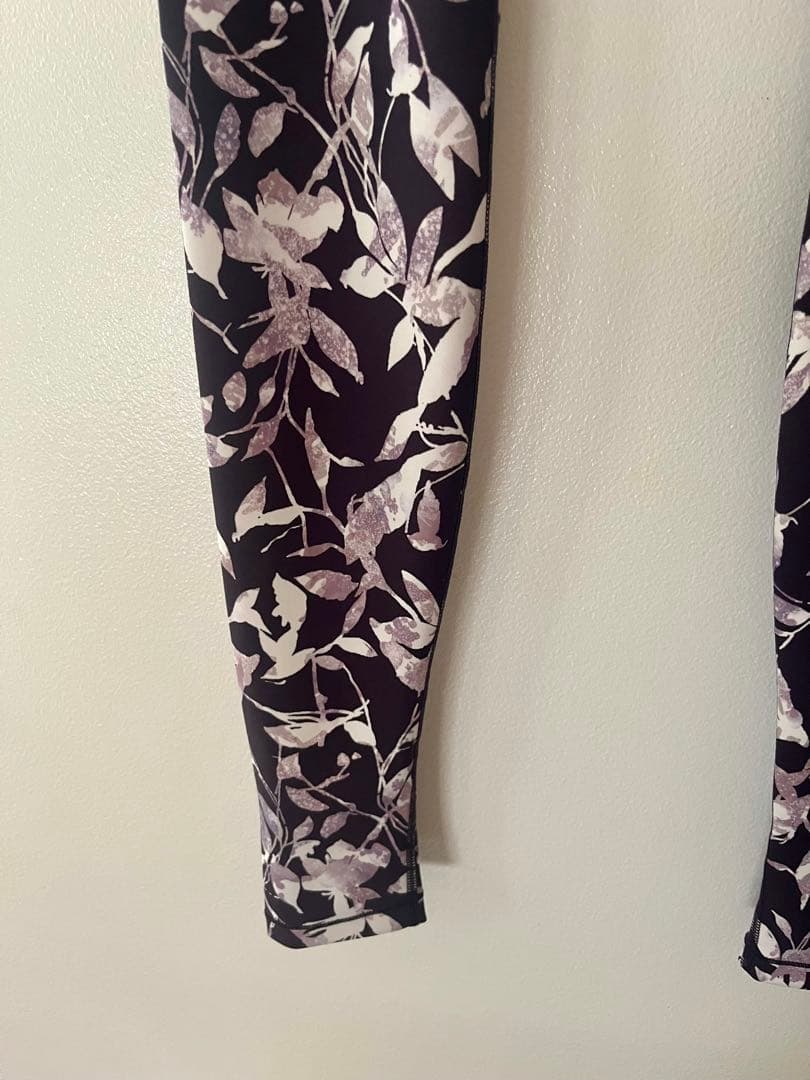 easyoga Leggings トレンカ 花柄 ルルレモン レギンス