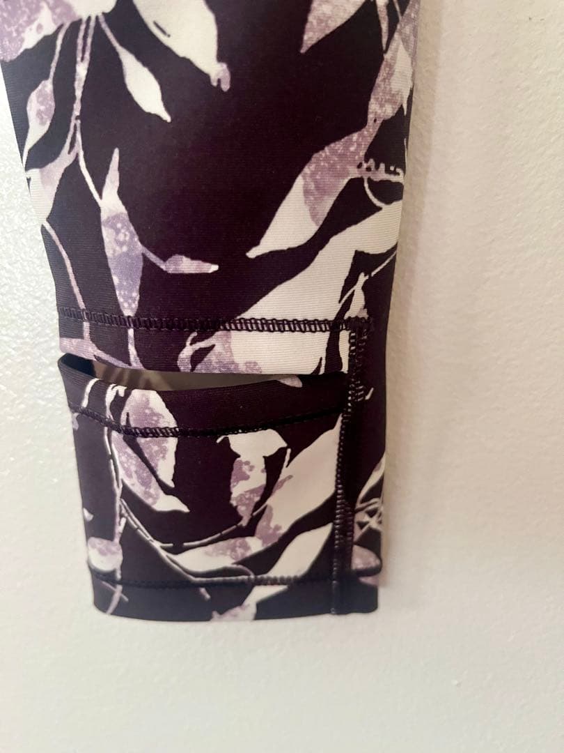 easyoga Leggings トレンカ 花柄 ルルレモン レギンス