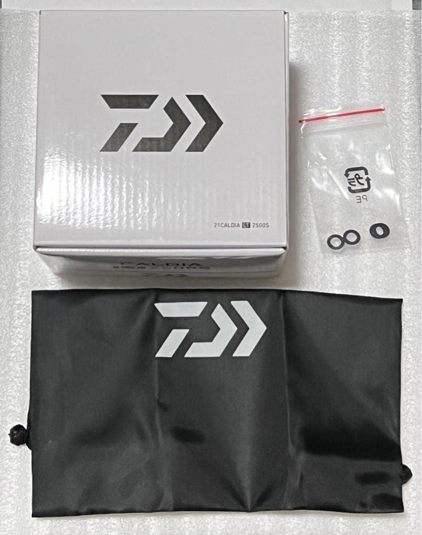 美品　DAIWA 21カルディア LT2500S