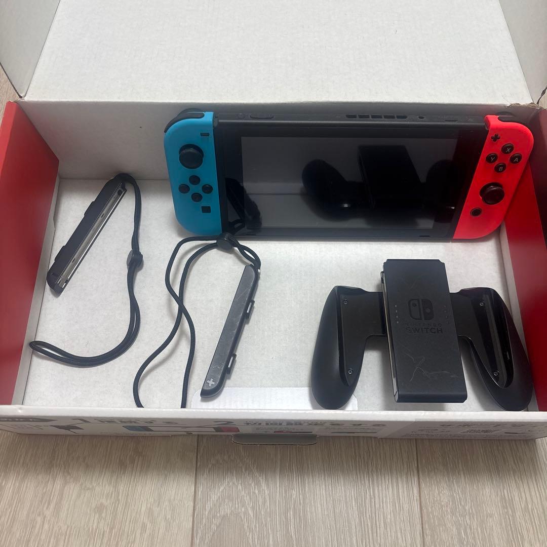 Nintendo Switch 本体 ブラック　外箱付属品完備　スイッチ