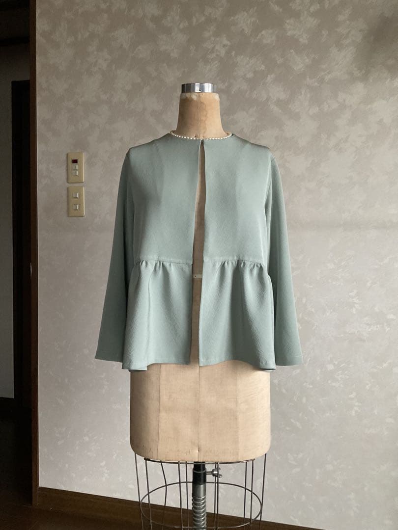 着物リメイクワンピース　　着物リメイク　　色無地からペプラムジャケット