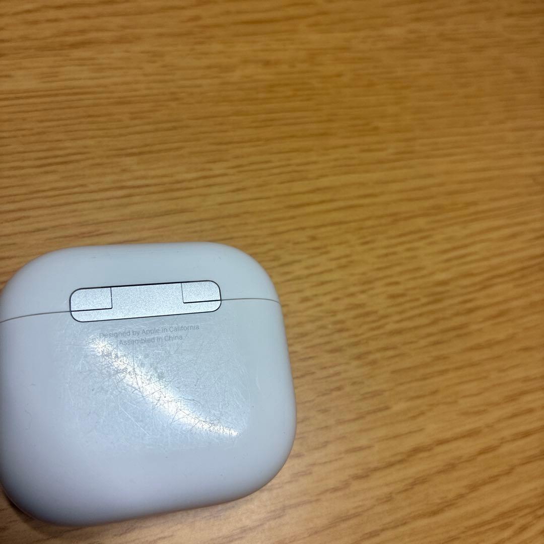 AirPods4（ノイズキャンセリング搭載）