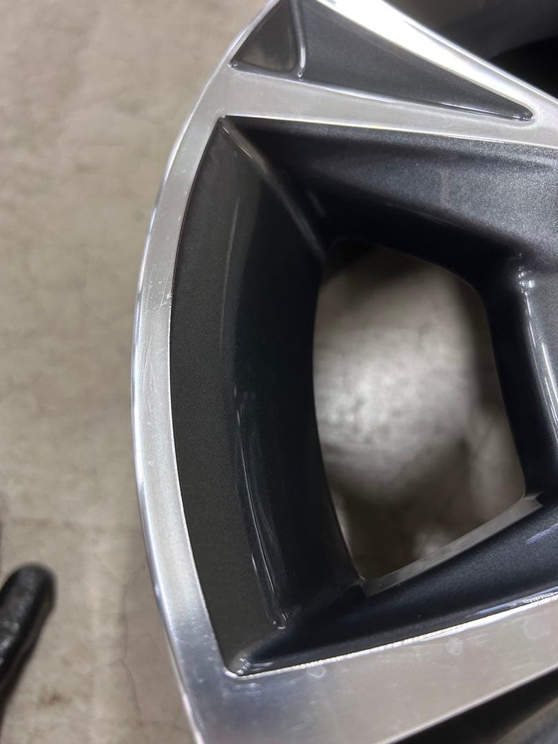 ⭐︎希少 200系ハイエース純正 中古ホイール4本セット 新品ゴムバルブ付き