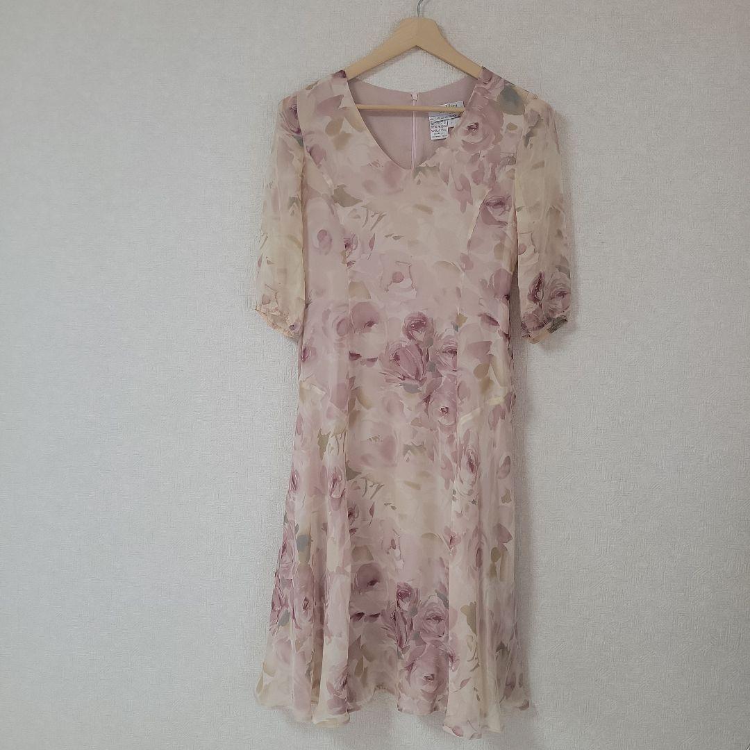 小夏のママ様✴美品 Max Mara 高級シルク 花柄ワンピース 春色 上品