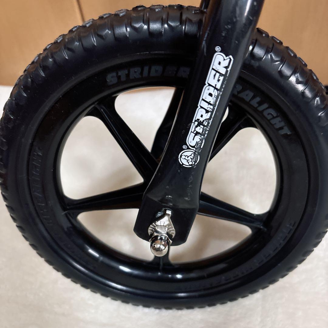 ストライダー　クラシック　STRIDER 12インチ　レッド　日本正規品