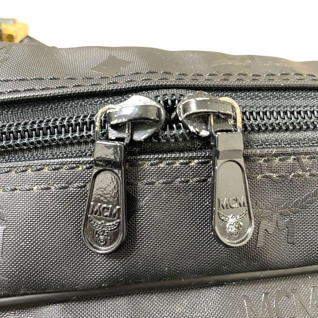 美品 MCM エムシーエム ボストンバッグ 黒 ナイロン 金金具