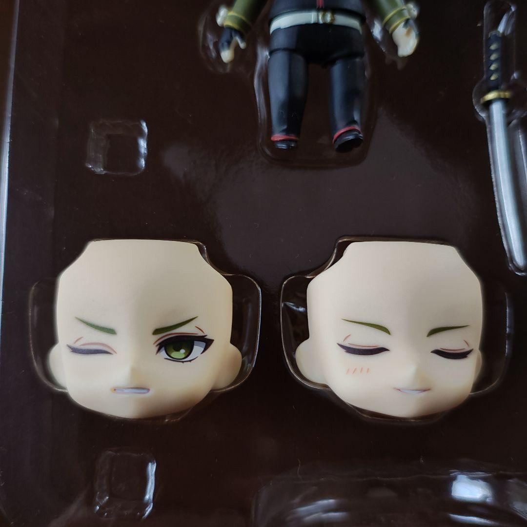 刀剣乱舞　ねんどろいど　大包平＆鶯丸　810　792　フィギュア
