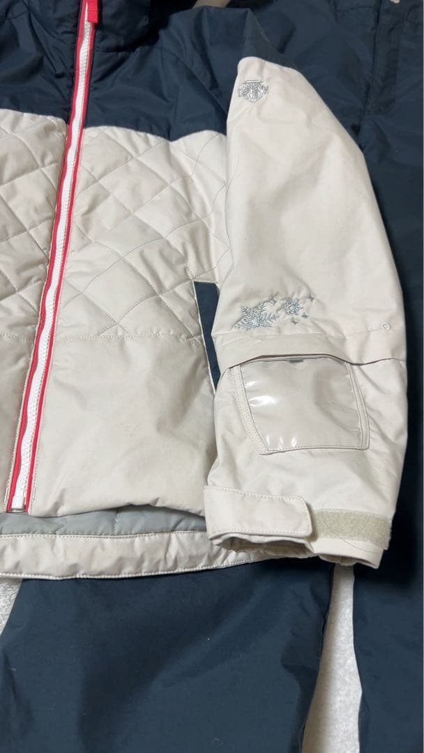 DESCENTE デサント　スキーウェア　女の子　ジュニア　150