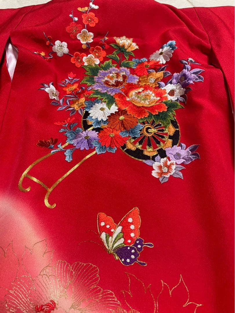産着　お宮参り　女の子　正絹　総刺繍　金駒刺繍　半襟付き　長襦袢付き　赤　ピンク