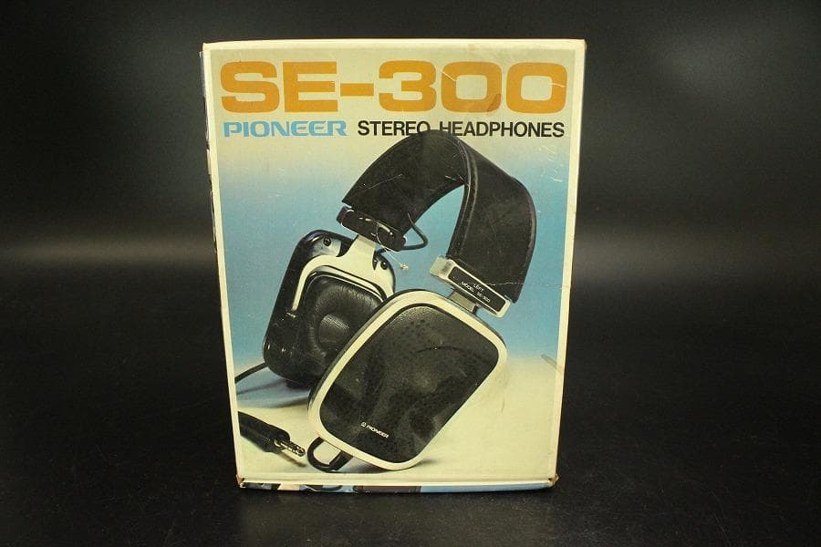 PIONEER SE-300 ヘッドホン 箱 オーディオ機器(ZE742)
