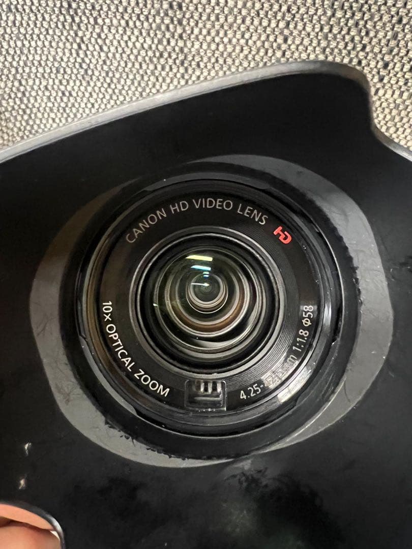 O*様 Canon IVIS HF G10 充電器がなかったのでテストできません