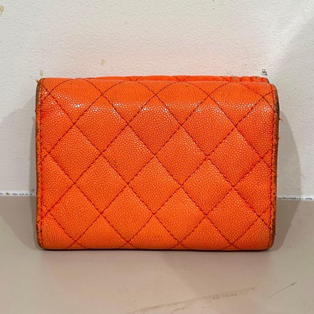 chanel シャネル ボーイシャネル　レザー　オレンジ 3つ折り財布