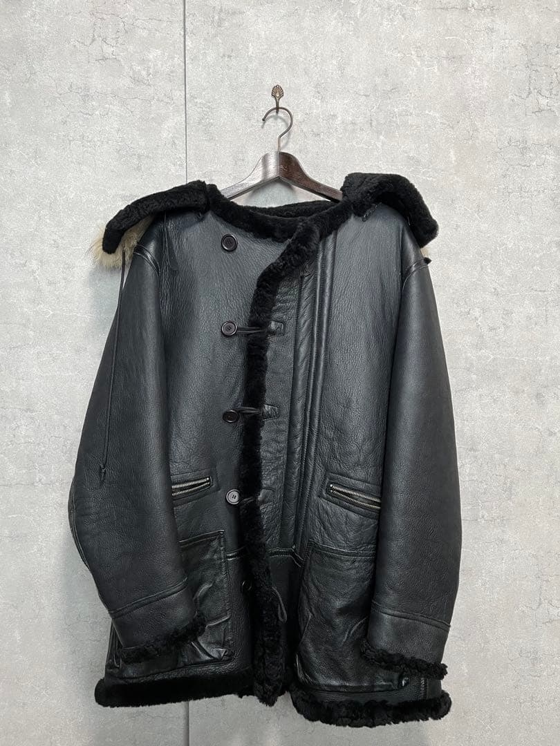 【古着】AVIREX ムートンコートブラック