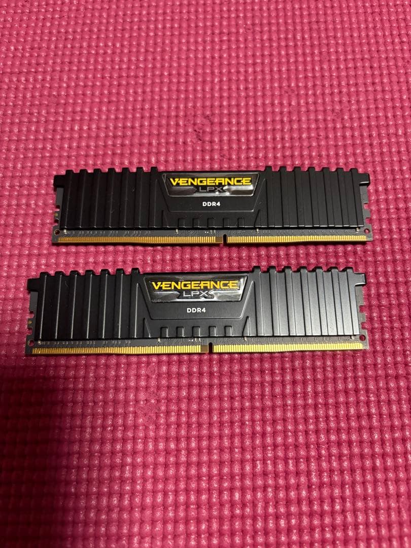 VENGEANCE LPX DDR4 メモリー　32GB(16GB×2枚)