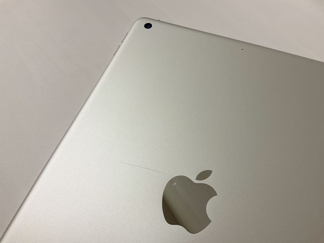 【BT92％】iPad 第8世代 32GB Wifiモデル シルバー