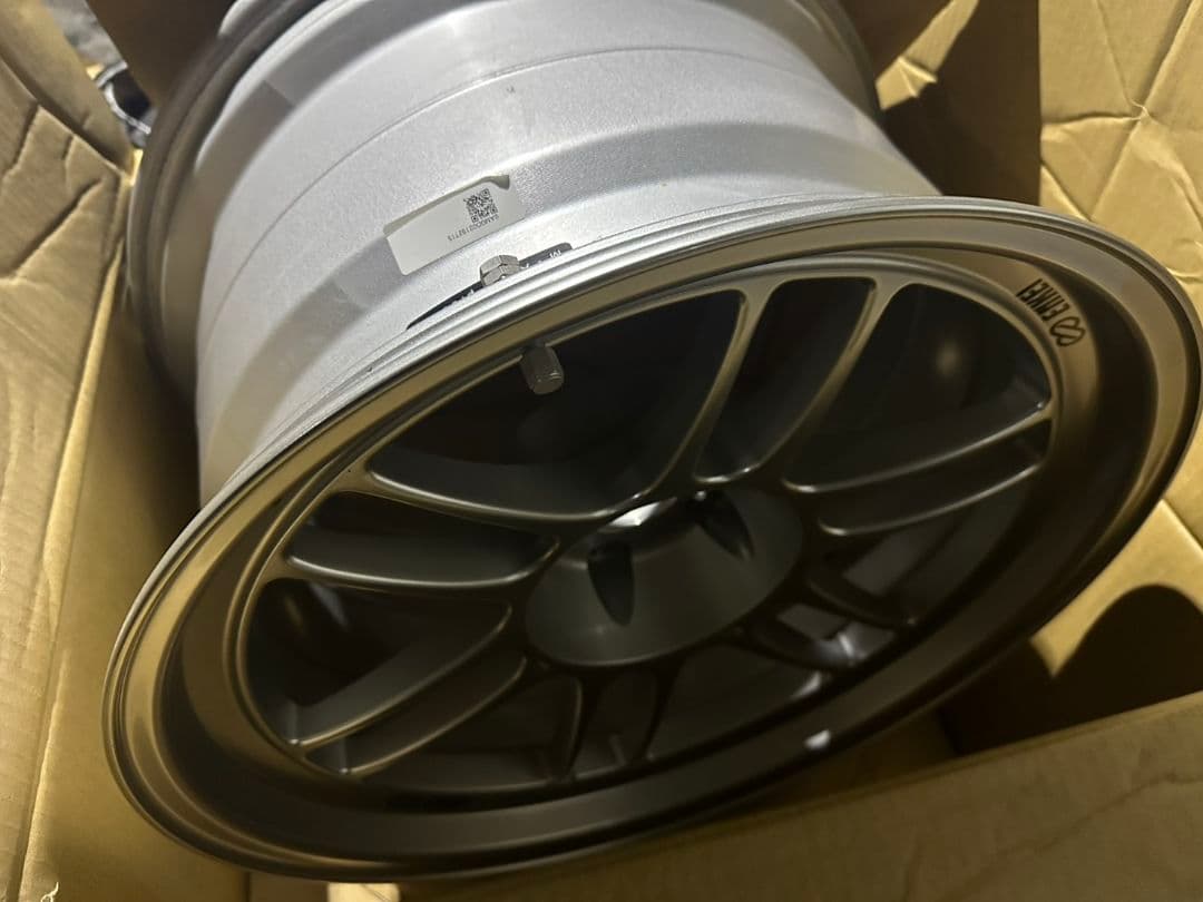 【値下げ】ENKEI RPF1　18インチ 10.5J +15　114.3 5H