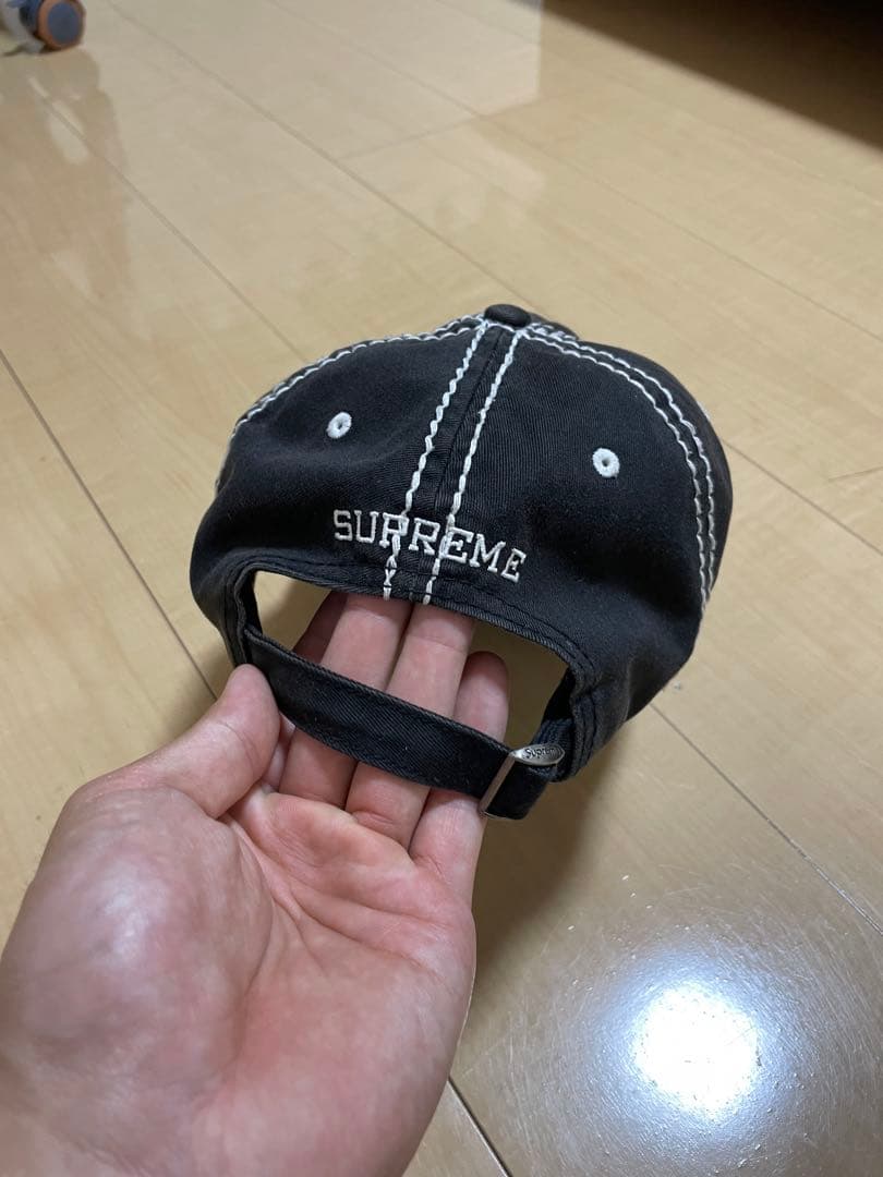 SUPREME ブラックベースボールキャップ