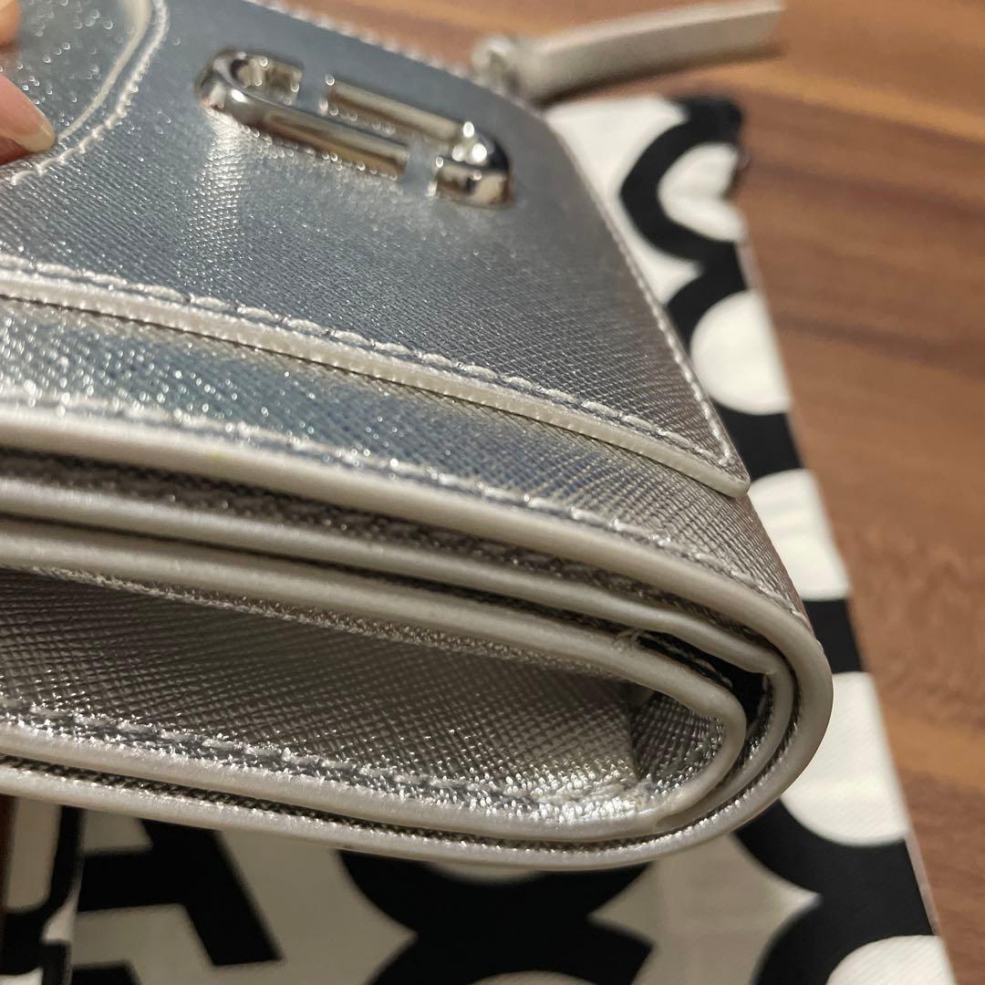 MARC JACOBSシルバー 二つ折り財布 合成皮革