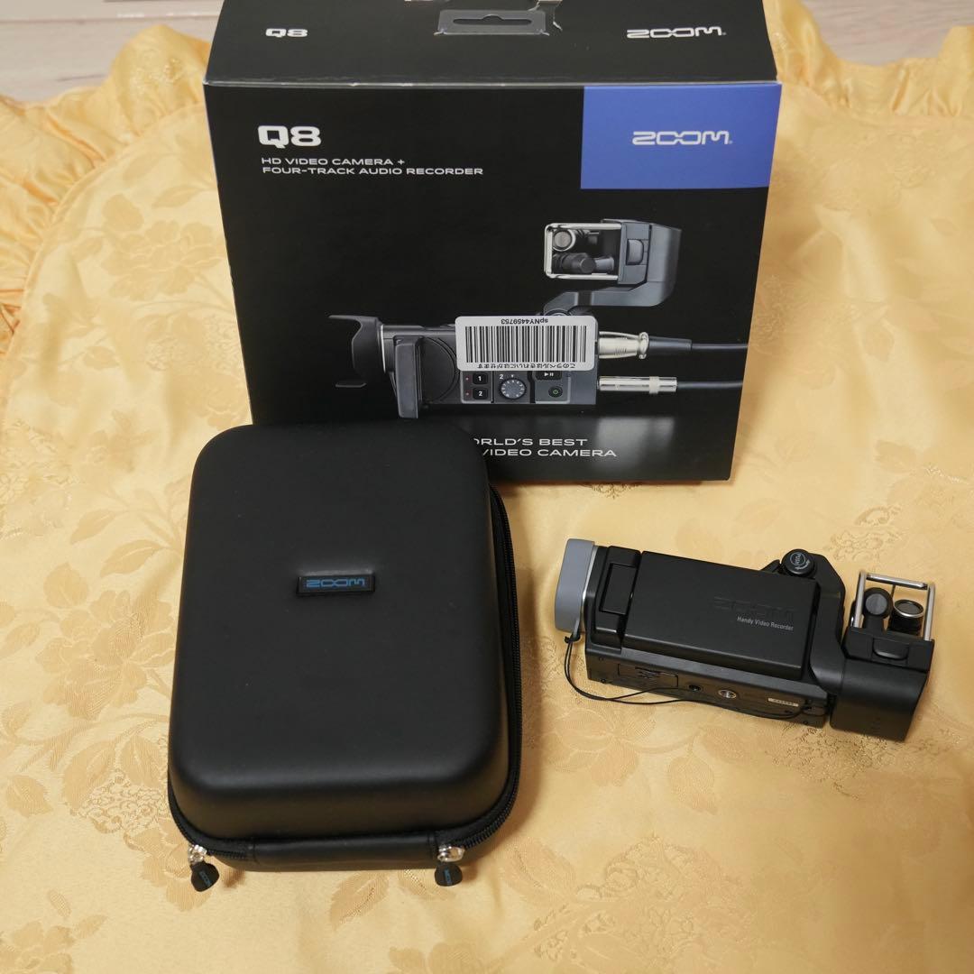 【美品】ZOOM Q8 ハンディビデオカメラ コンデンサーマイク