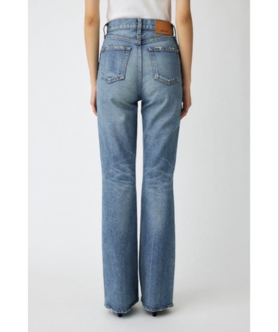 moussy MVS FLARE 23インチ