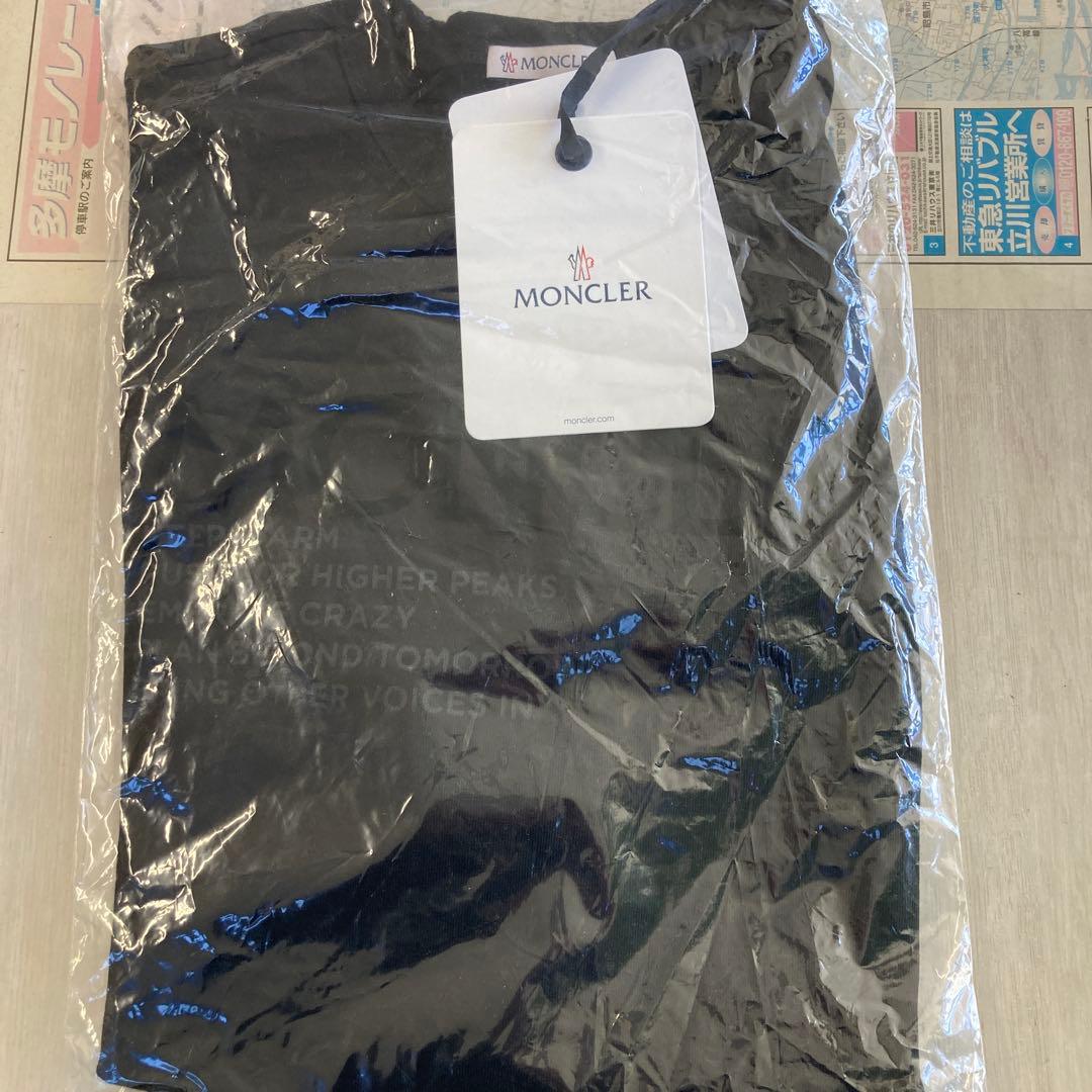 新品　未使用　MONCLER ブラック Tシャツ 日本サイズＬ