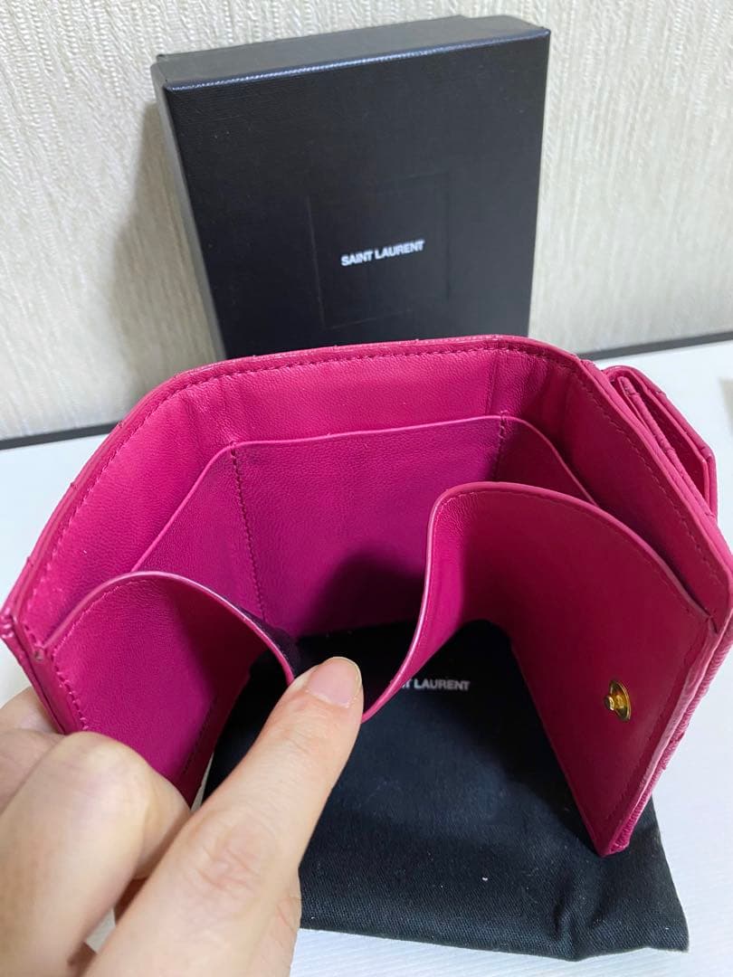 美品　サンローラン　ミニ財布　コンパクトウォレット　ピンク　キルティング