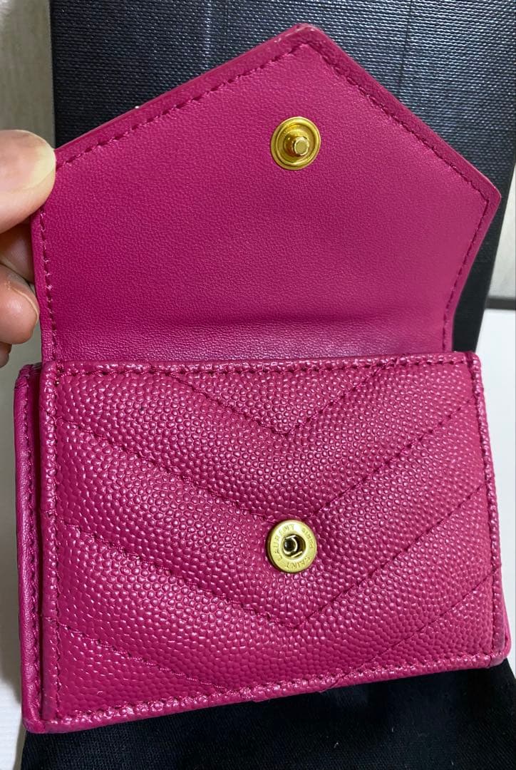 美品　サンローラン　ミニ財布　コンパクトウォレット　ピンク　キルティング
