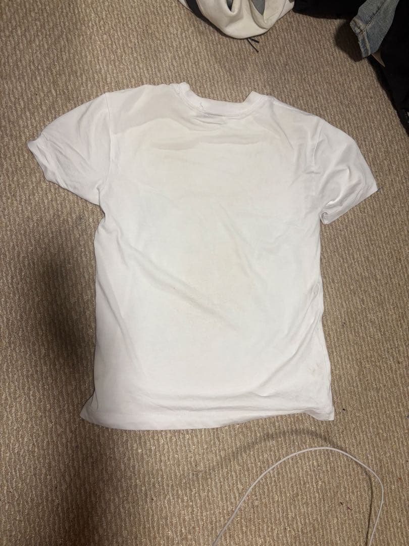 EARL Tシャツ
