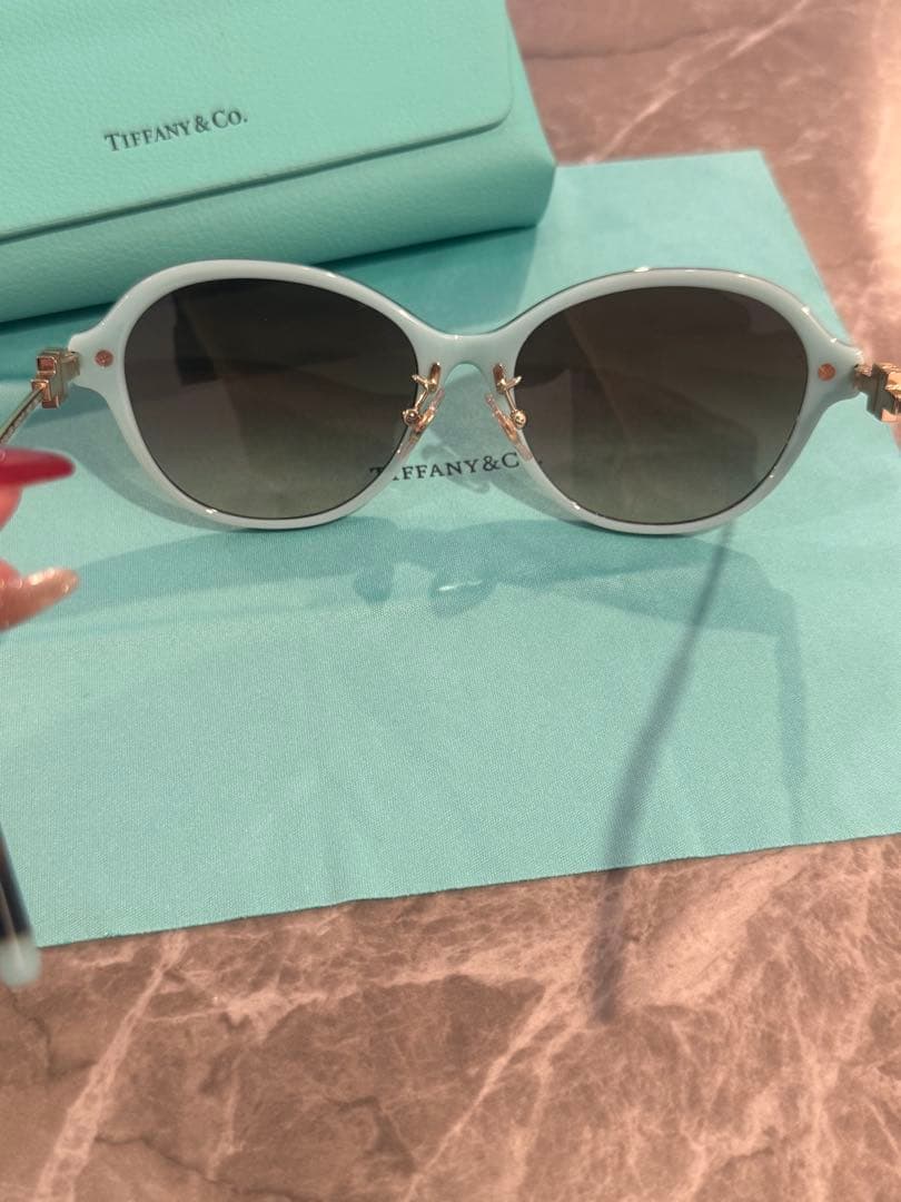 【日本限定モデル】Tiffany & Co. サングラス ケース付き