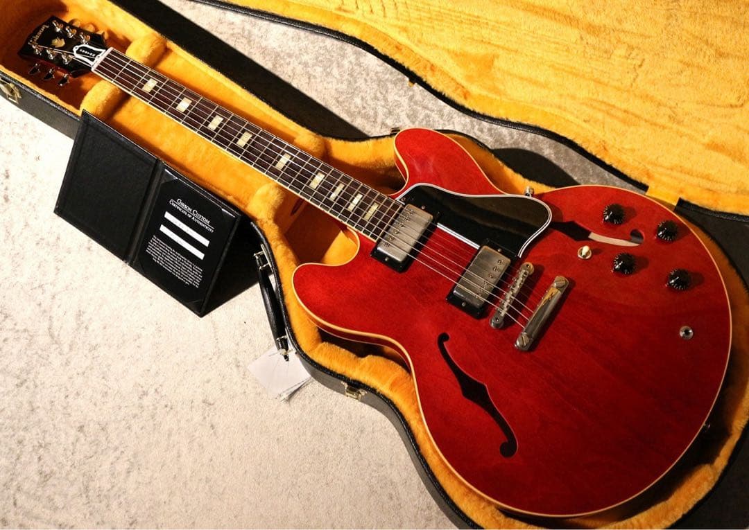 シェビー 　Gibson Custom Shop ES-335 1964