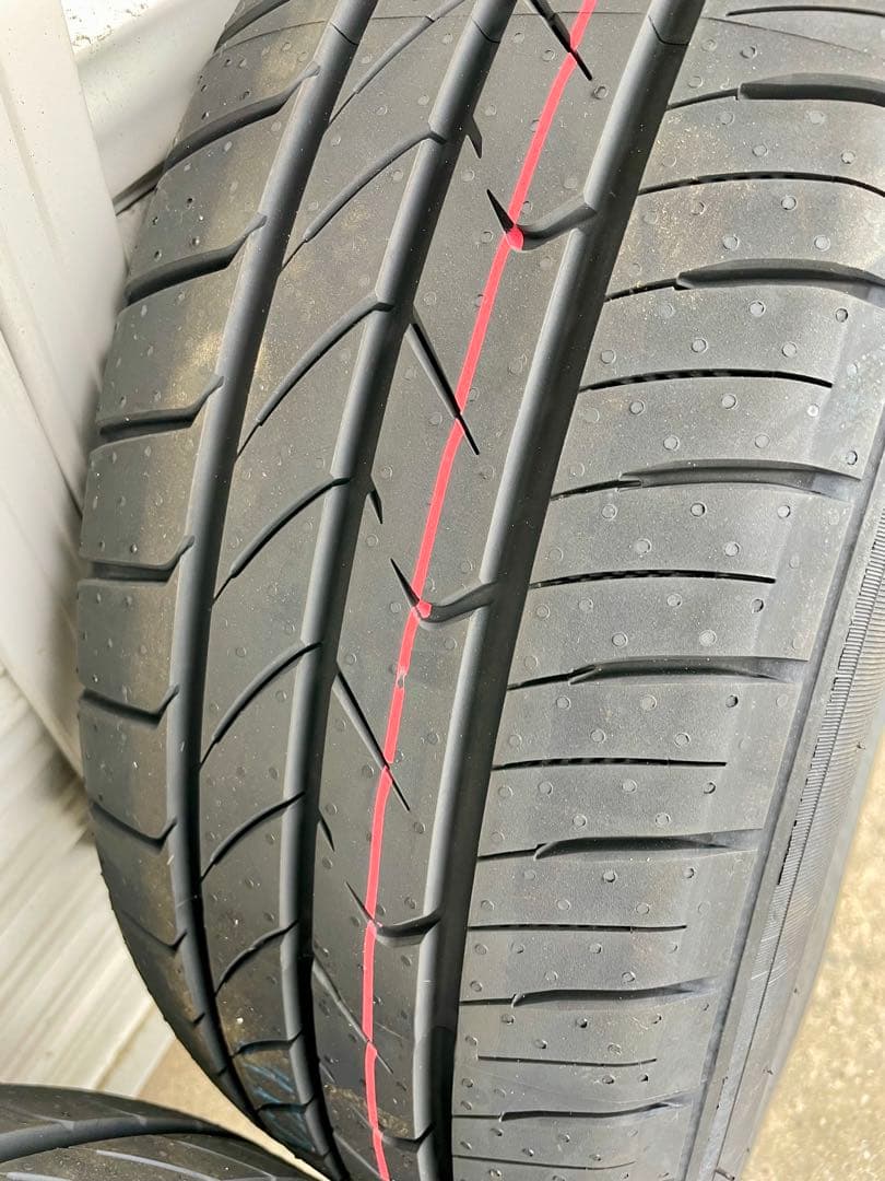 TOYOトランパスMP7 205/60R16 ミニバン専用タイヤ4本セット