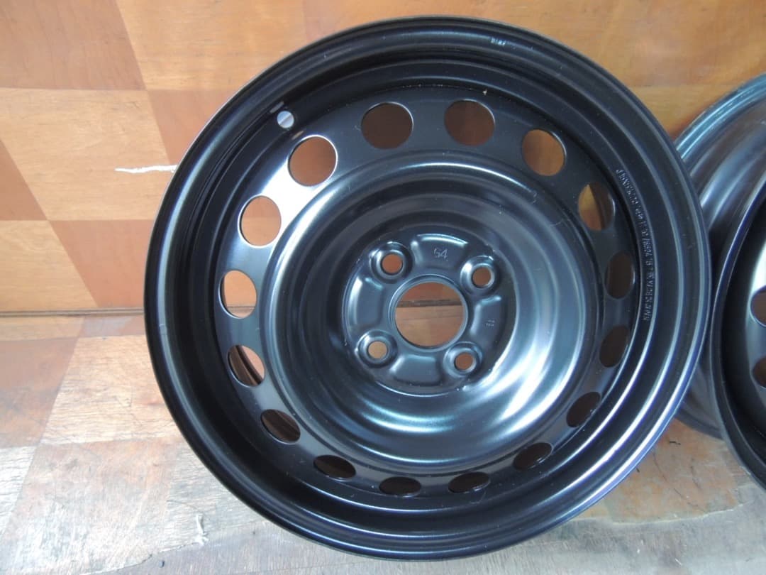 C105 15x5.5J 4穴 アクア純正 スチールホイール 15インチ 4本