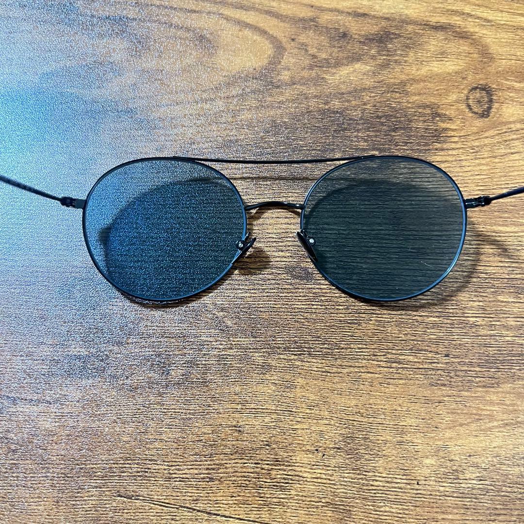 【良品】GIORGIO ARMANI サングラス 青×黒〈定価25,980円〉