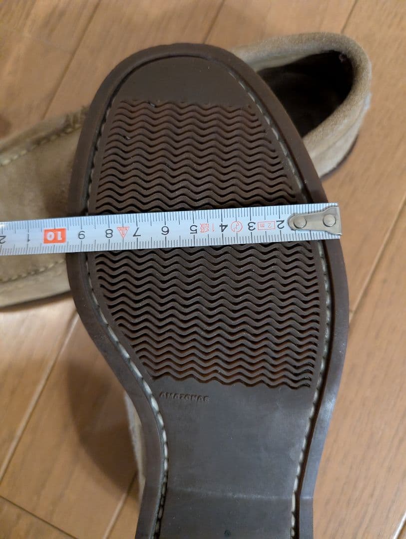 「ラッセルモカシン」ベージュ スエード US６
