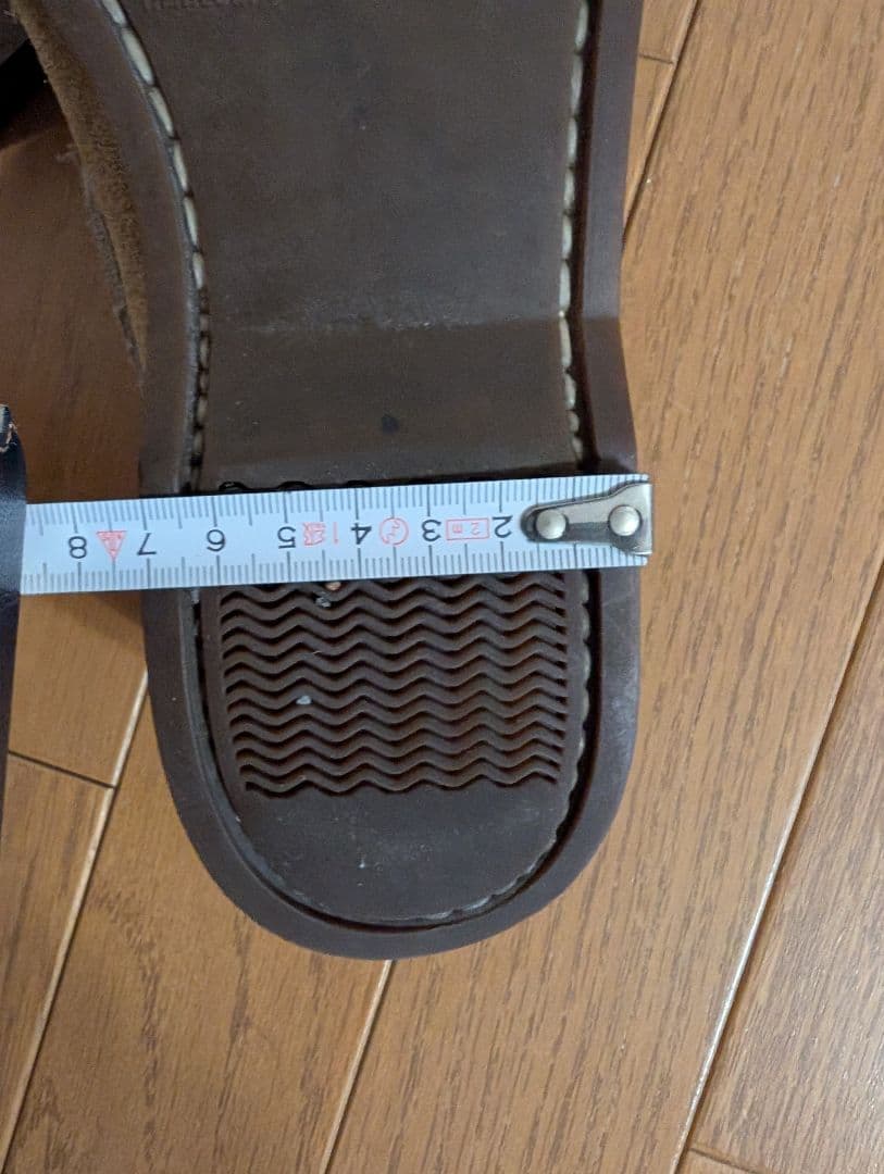 「ラッセルモカシン」ベージュ スエード US６