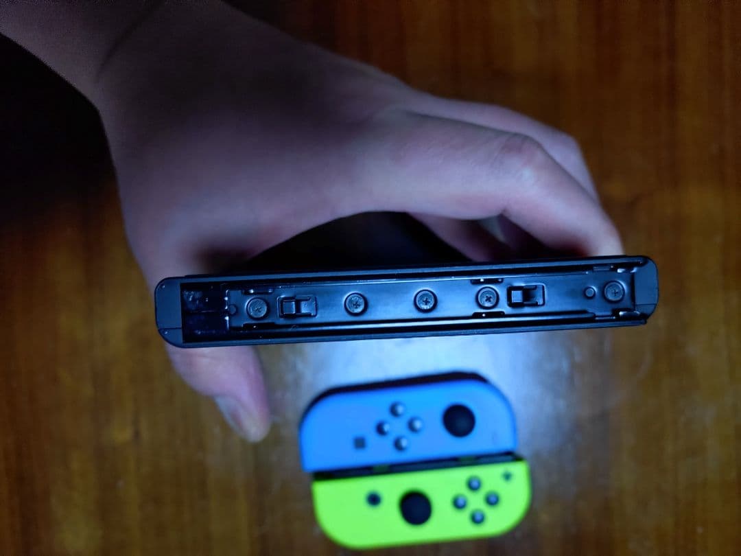 Nintendo Switch 本体 青/緑