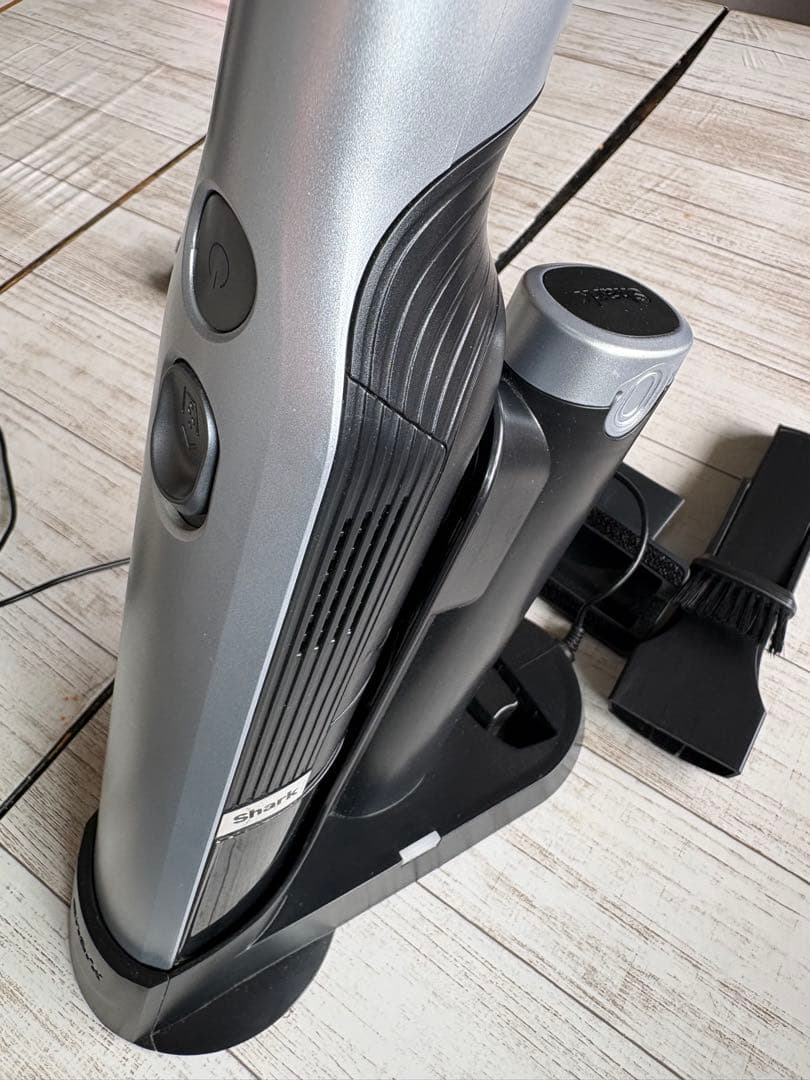 美品 SHARK ハンディクリーナー WV251J 掃除機 シャーク