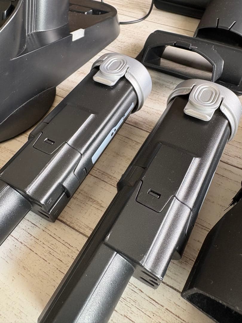 美品 SHARK ハンディクリーナー WV251J 掃除機 シャーク