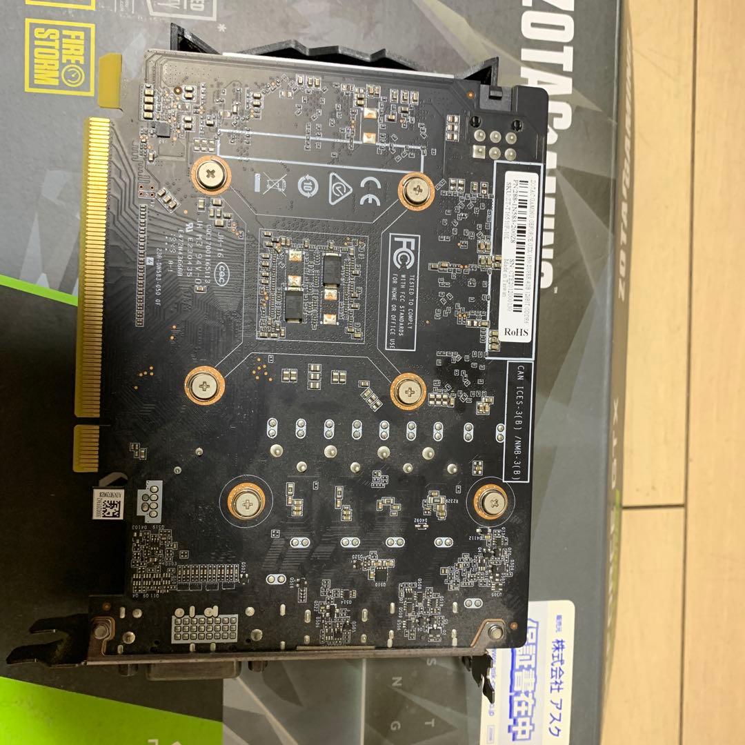 ZOTAC GTX 1650 Super 4GB 本体