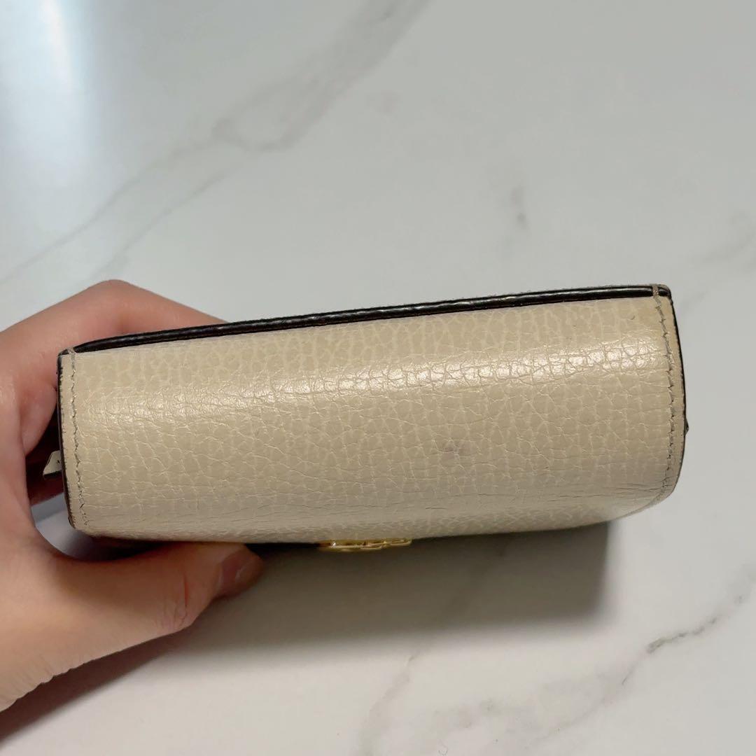 Gucci 二つ折り財布 ベージュ アイボリー