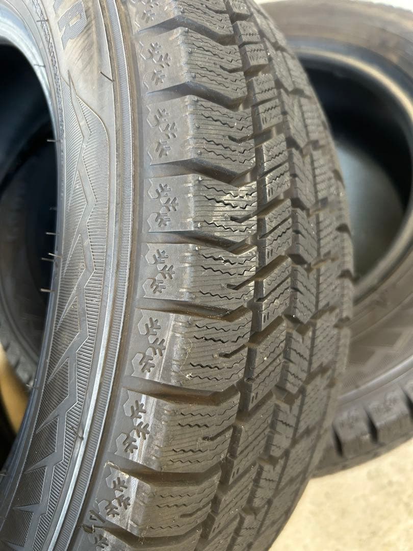 175/65R15 スタッドレス4本セット　①