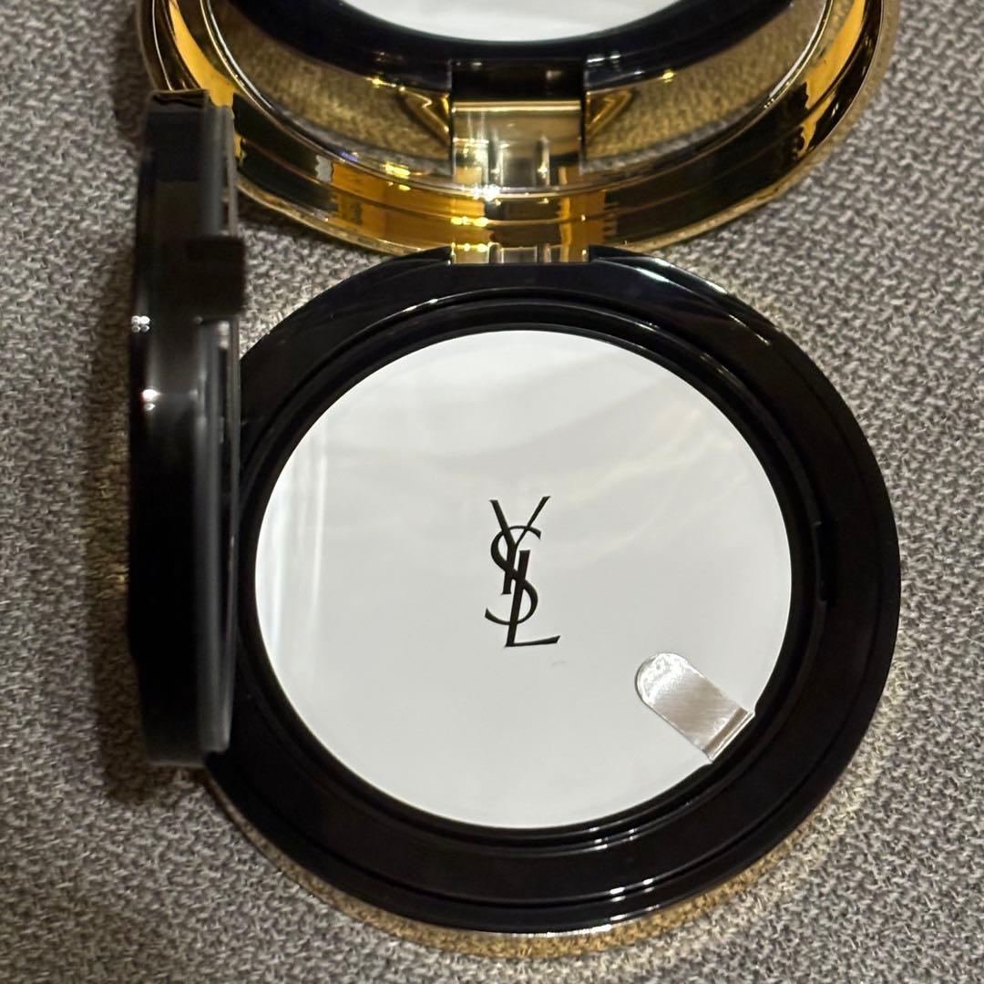 【新品未使用】YSL ラディアントタッチ グロウパクト B30