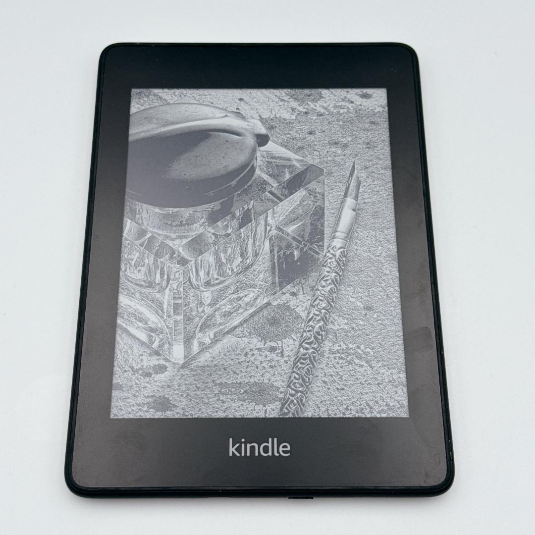 【概ね美品】Amazon Kindle Paperwhite 第10世代