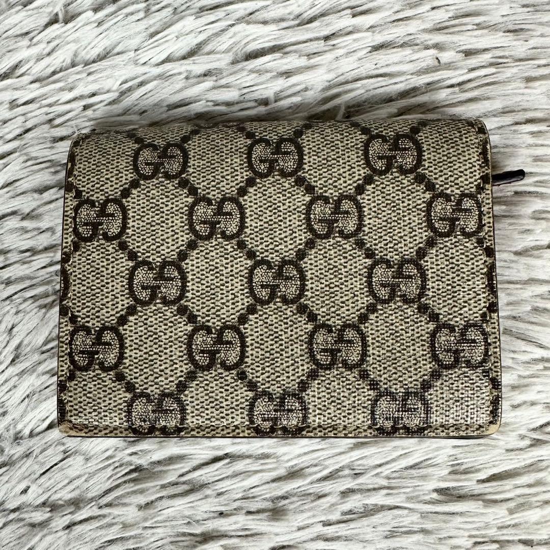 美品 GUCCI PVC 二つ折り財布 チェリー GG柄 ホック 型押し