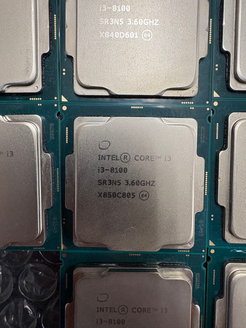 Intel CPU Core i3-8100 13個セット